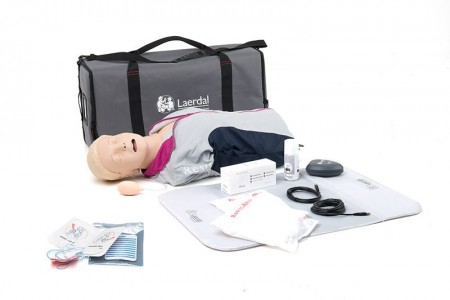 Resusci Anne QCPR AED AW halv kropp m/bæreveske
